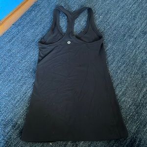 black lulu align tank